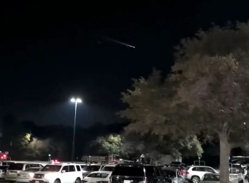 Footage of the shocking streaks in the sky were caught by eyewitnesses