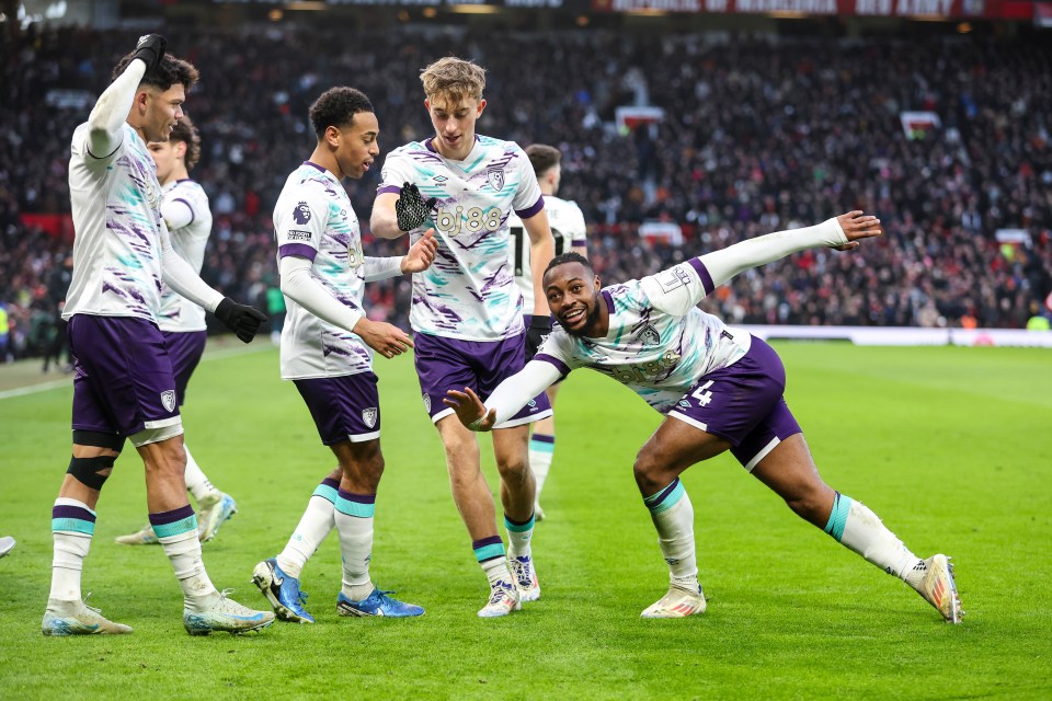 Antoine Semenyo of Bournemouth celebrates scoring a goal with his teammates.