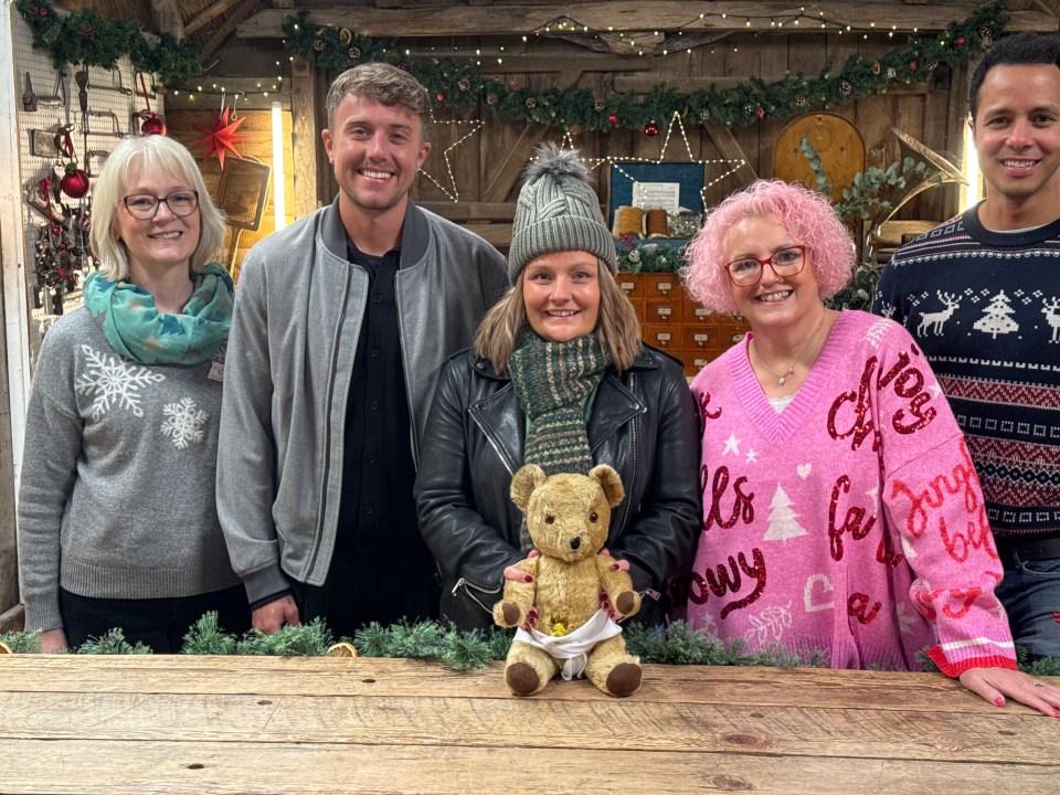 The Christmas Special is a collaboration with The One Show and sees Roman Kemp join the experts in the barn