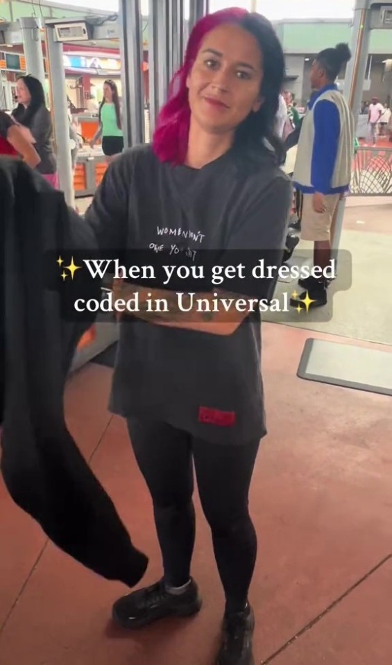 Alexis found herself being dress coded at Universal for wearing a T-shirt