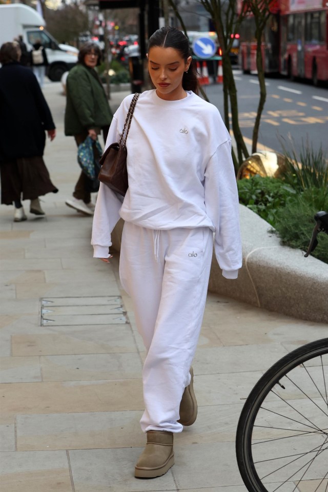 TV favourite Maura was seen wearing a white sweatshirt and matching joggers