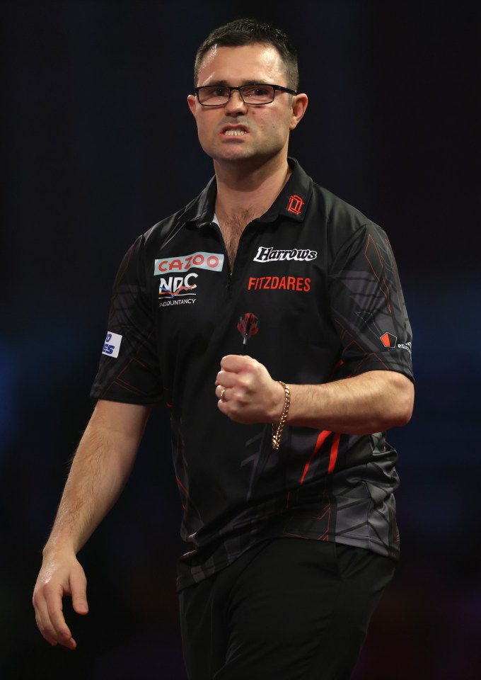 Damon Heta became the first non-tour card holder to win a televised PDC event since 2010 when he won the 2019 Brisbane Darts Masters