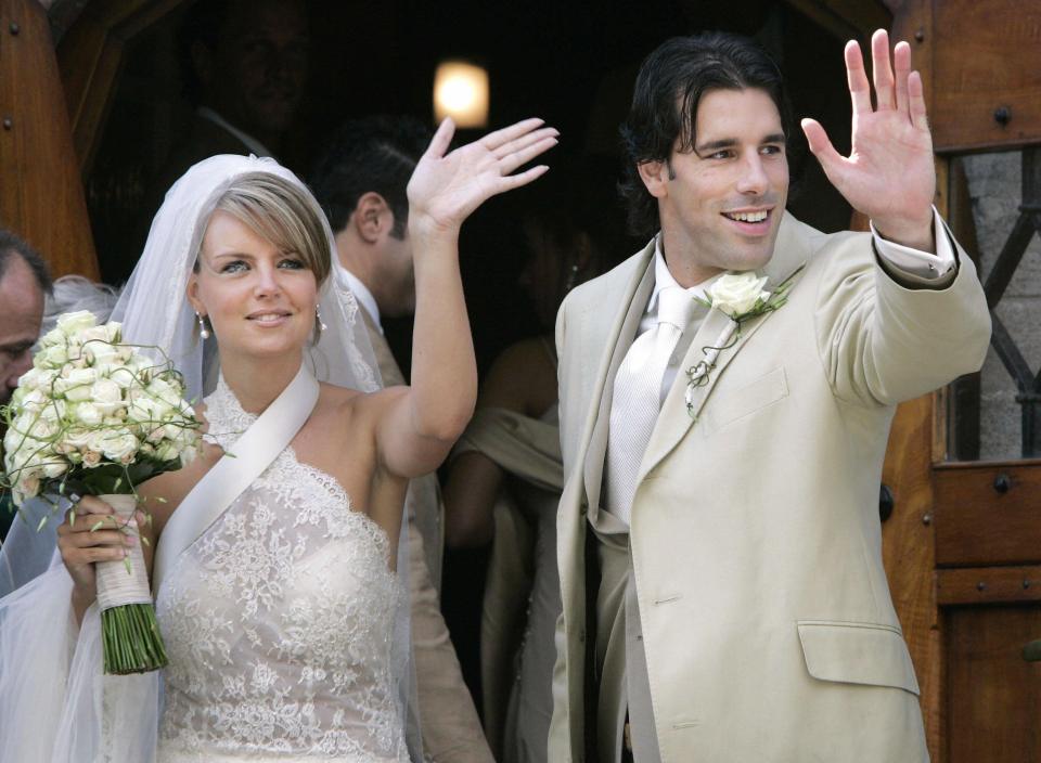 Van Nistelrooy married Leontien Slaats in 2004