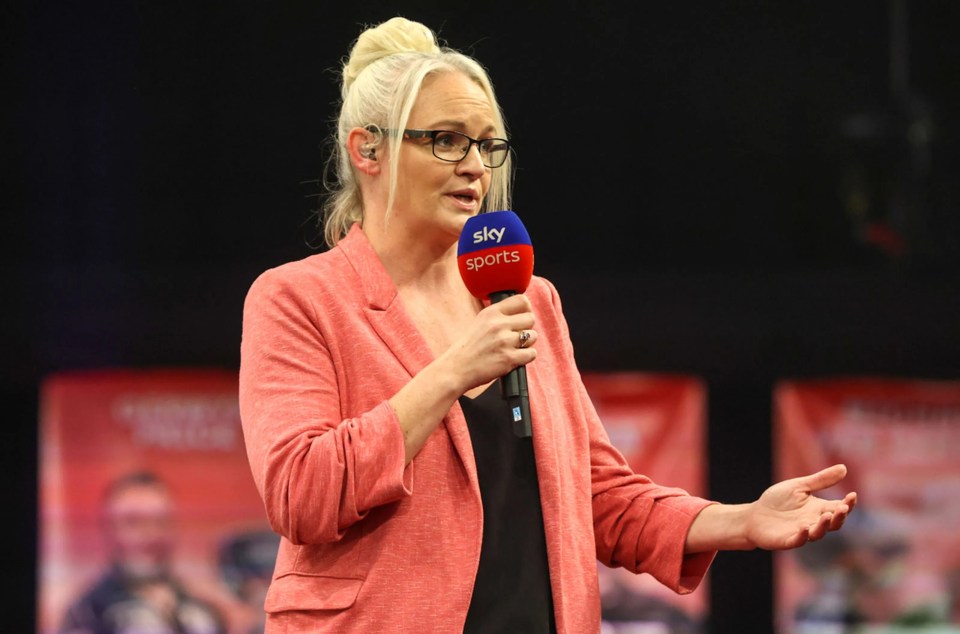 Laura joined the Sky Sports commentary team for the 2020 PDC World Darts Championship