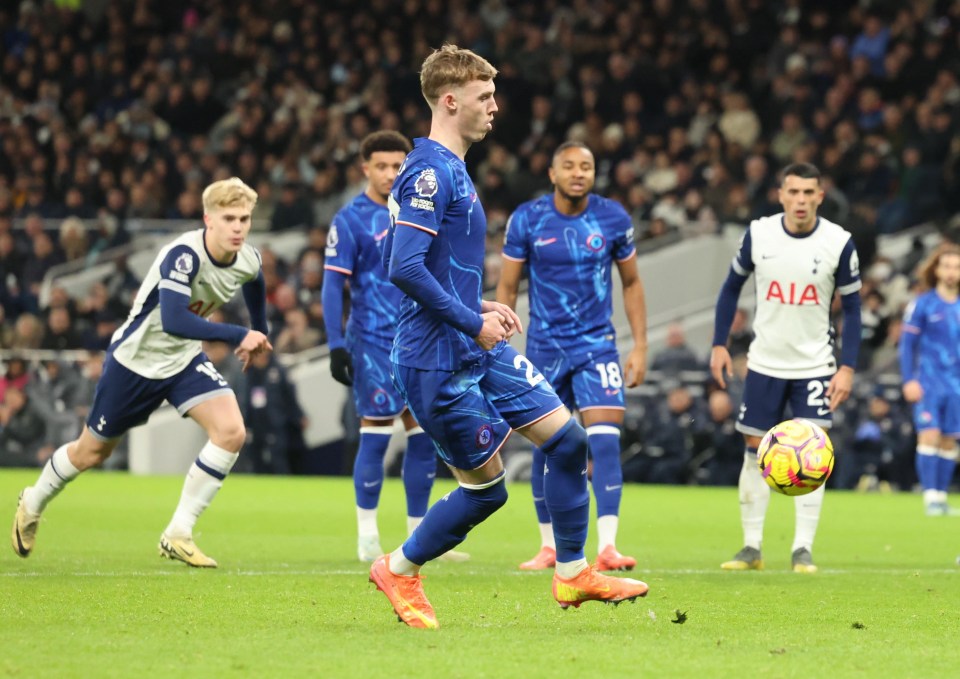 One fan labelled Cole Palmer’s penalties and display ‘freezing’