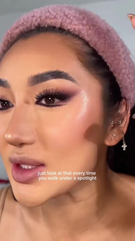 She learnt these makeup tricks whilst working at Fashion Week