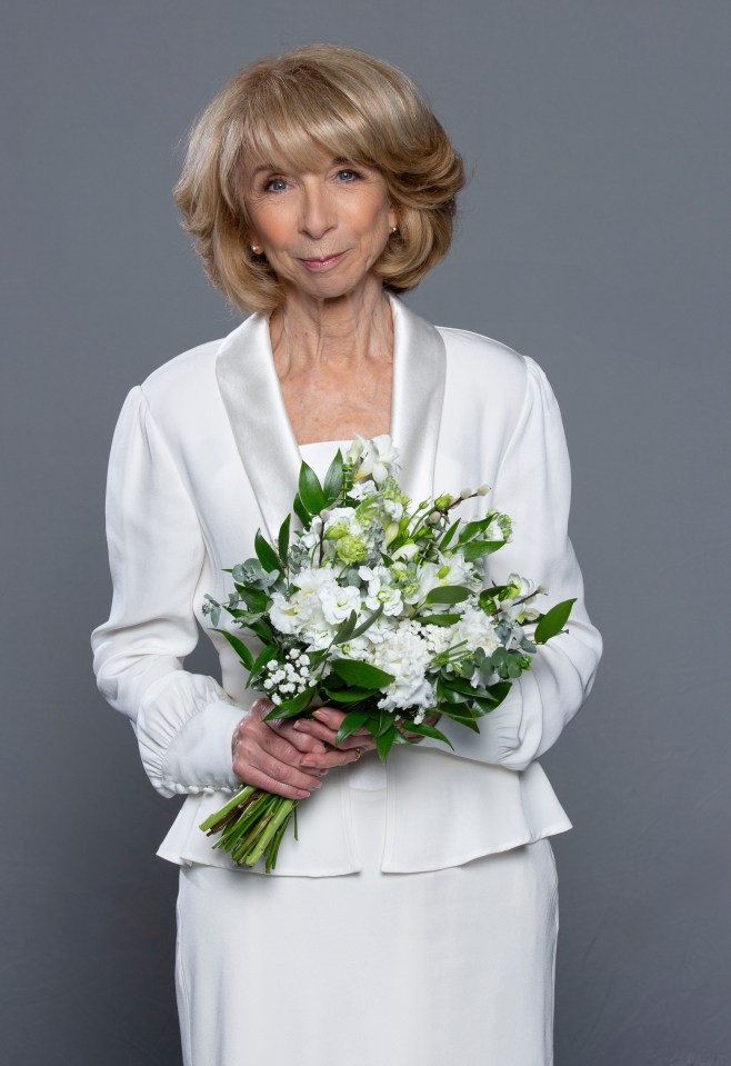 Will Gail leave the cobbles as a married woman?