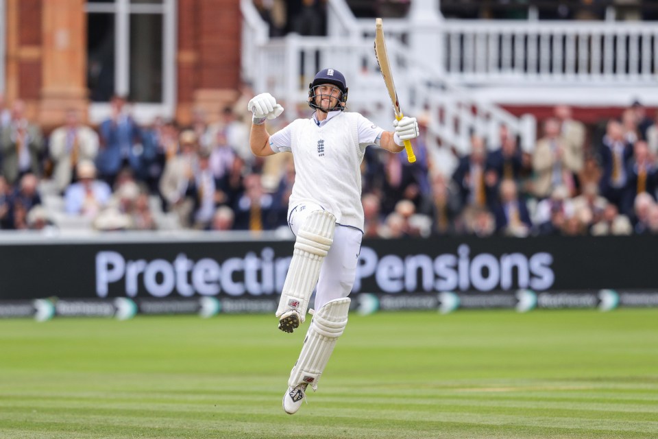 Joe Root could be the key to England winning the Ashes Down Under