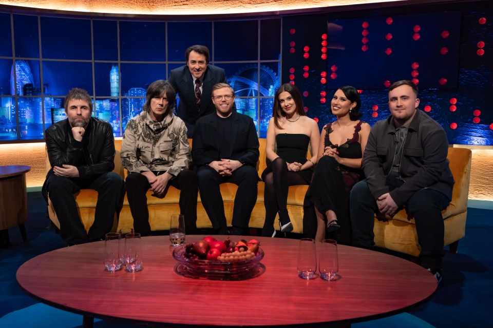 Jonathan Ross with guests Liam Gallagher, John Squire, and others on The Jonathan Ross Show.