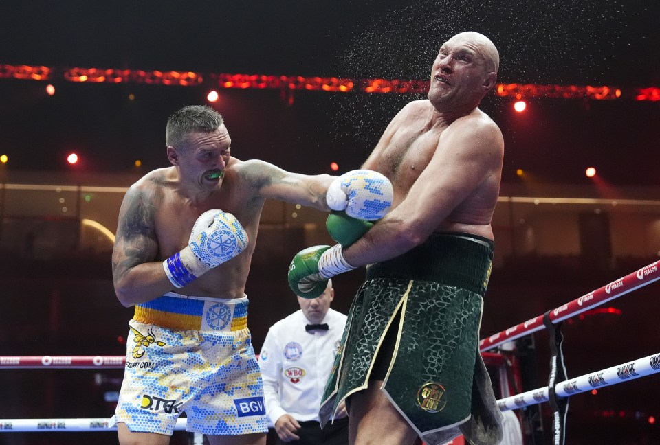 Oleksandr Usyk and Tyson Fury fought to a split decision in their first fight