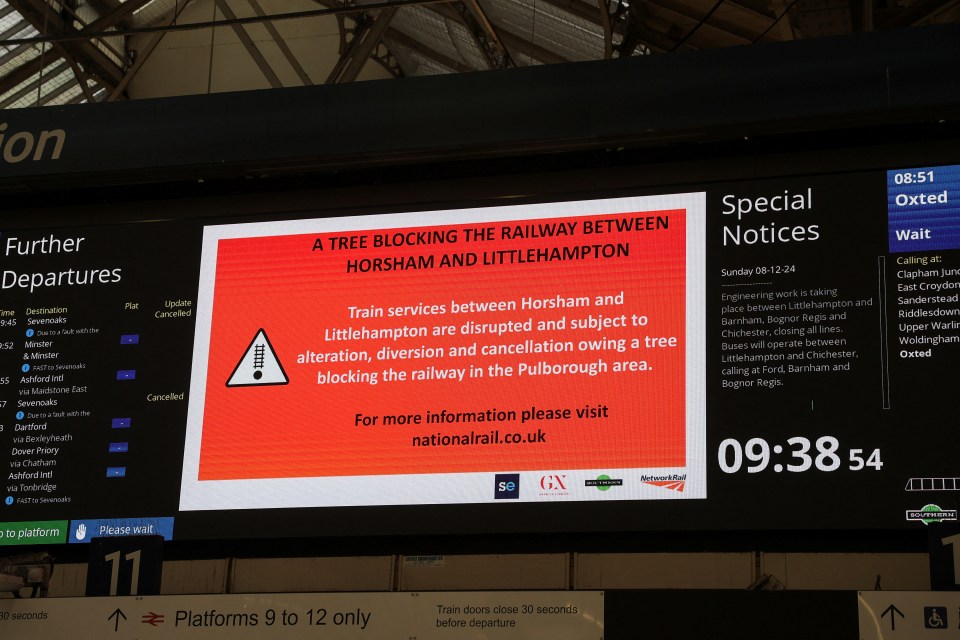 Trains to and from London Victoria face 'major disruption' due to a signalling fault