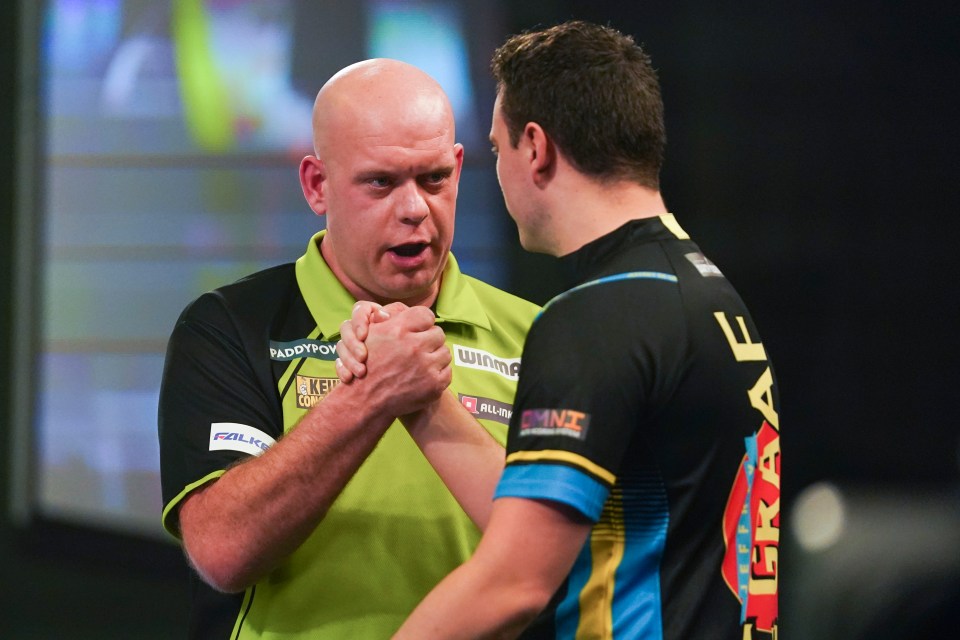 MVG booked his spot in the last eight with a routine win over Jeffrey De Graaf and will face Callan Rydz