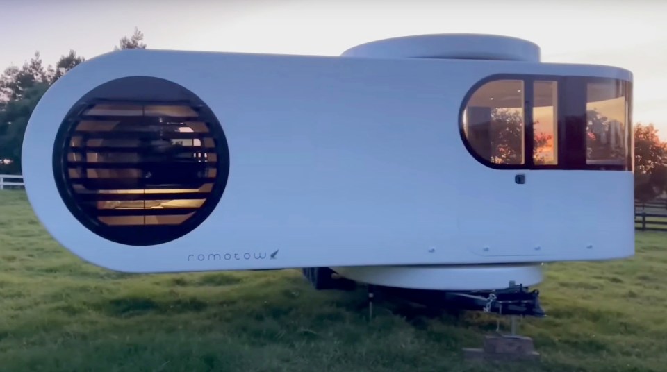 It runs on a 200-Ah lithium battery that’s charged by roof-mounted solar panels