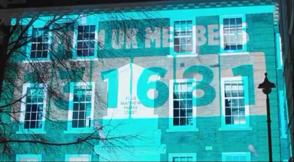 Reform UK project their membership numbers onto Tory Party HQ