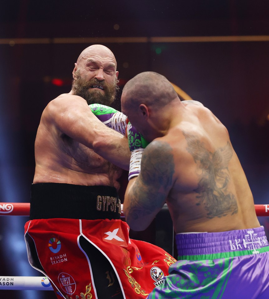 The Gypsy King suffered second straight points defeat to the slick southpaw