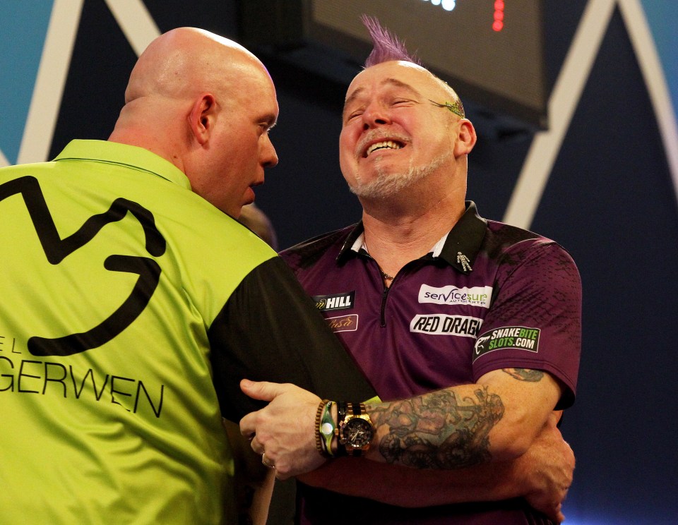 Former two-time champ Peter Wright has tipped Rydz to win the clash