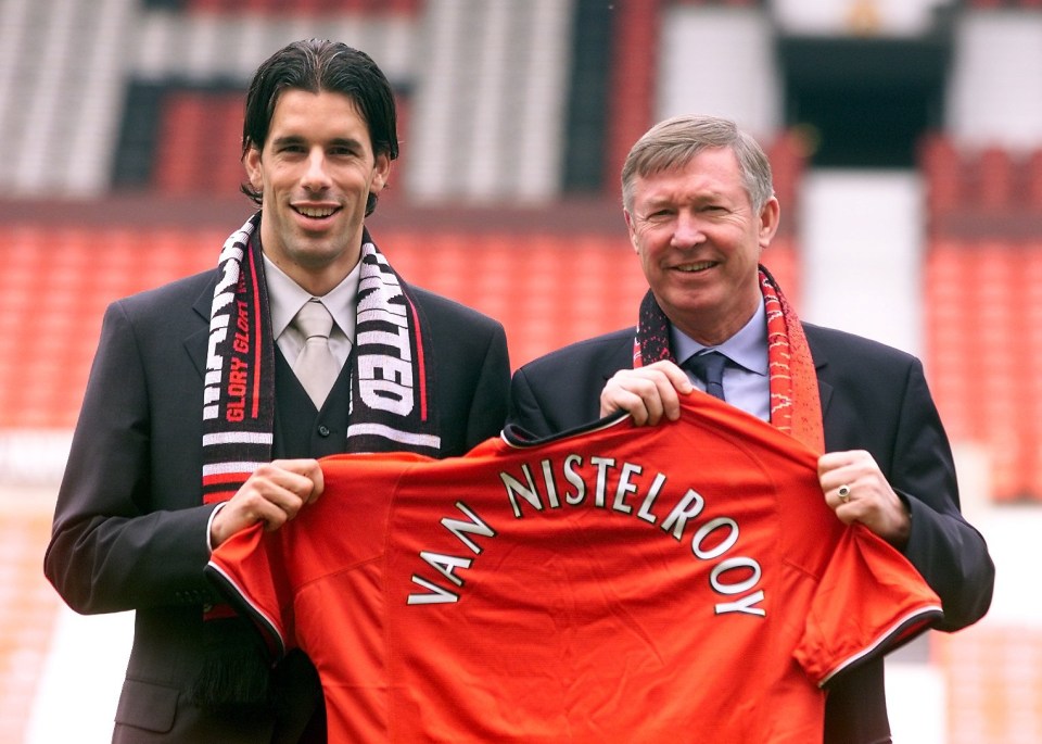 Van Nistelrooy praised Sir Alex Ferguson for his management style