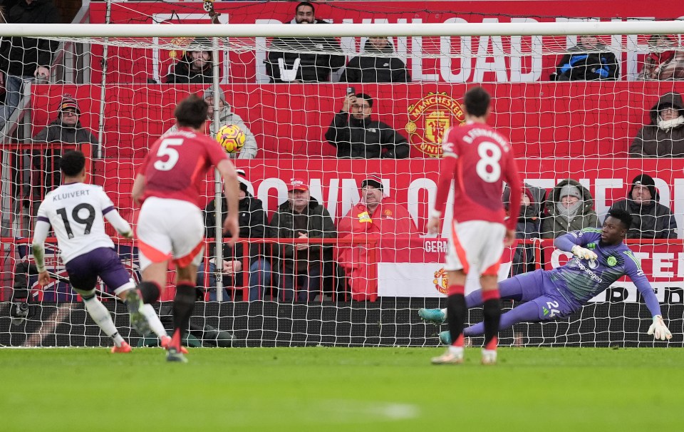 Justin Kluivert sent Andre Onana the wrong way with his penalty