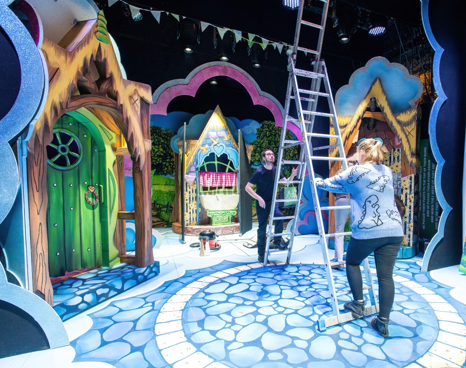 At any given point in Jack and The Beanstalk: What a Whopper!, you’ll spot inconspicuous penis shapes on stage