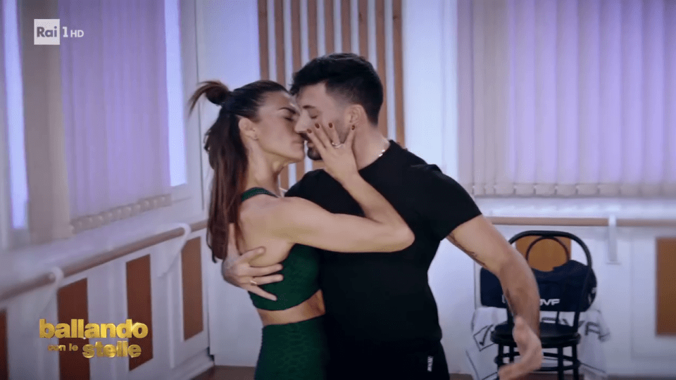 Giovanni and Bianca have been packing on the PDA since appearing on the show