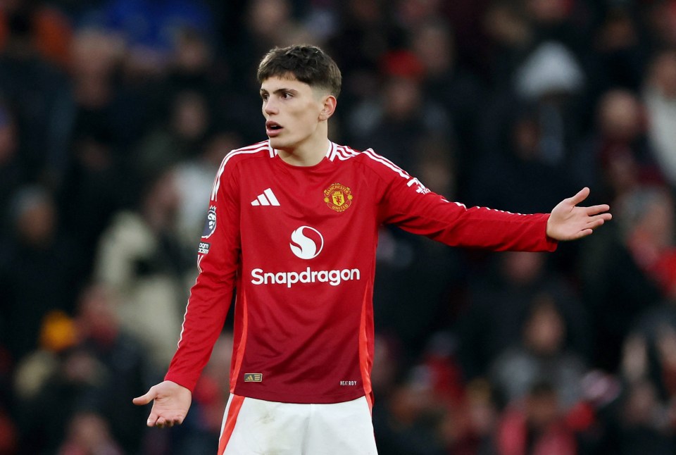 Alejandro Garnacho of Manchester United reacting during a soccer match.