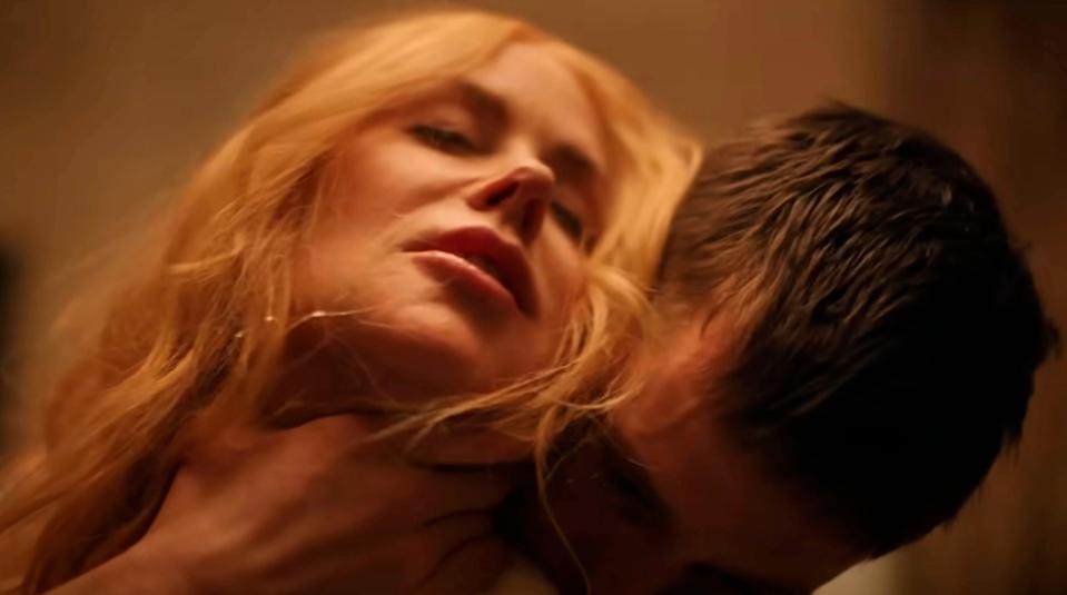 Nicole Kidman in a scene with her lover, finally enjoying the peak of passion