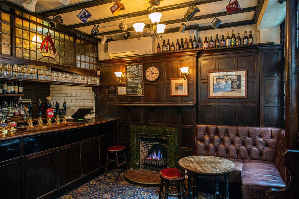 Interior of Ye Olde Mitre pub.