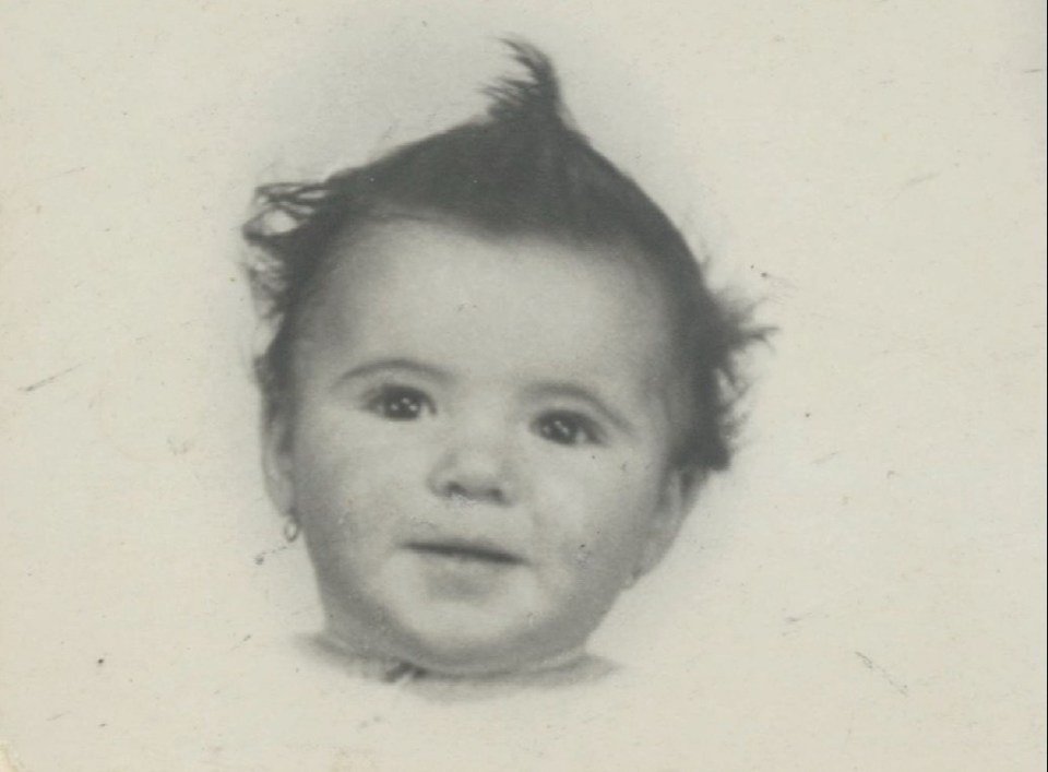 Black and white photo of Irene Meca Mateo as a baby.