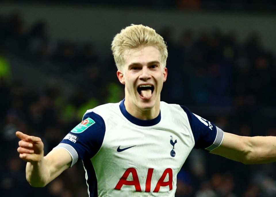 Lucas Bergvall of Tottenham Hotspur celebrating a goal.