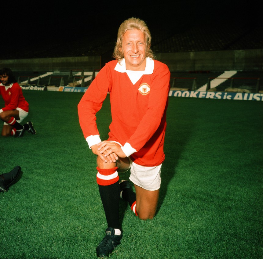 EM8351 Denis Law of Manchester United.