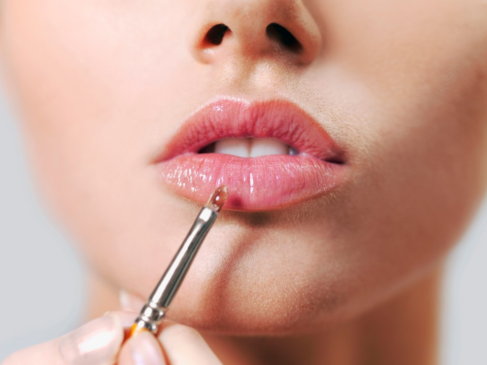 You don't need to spend hundreds on lip filler to get a plump pout, one dermatologist claims