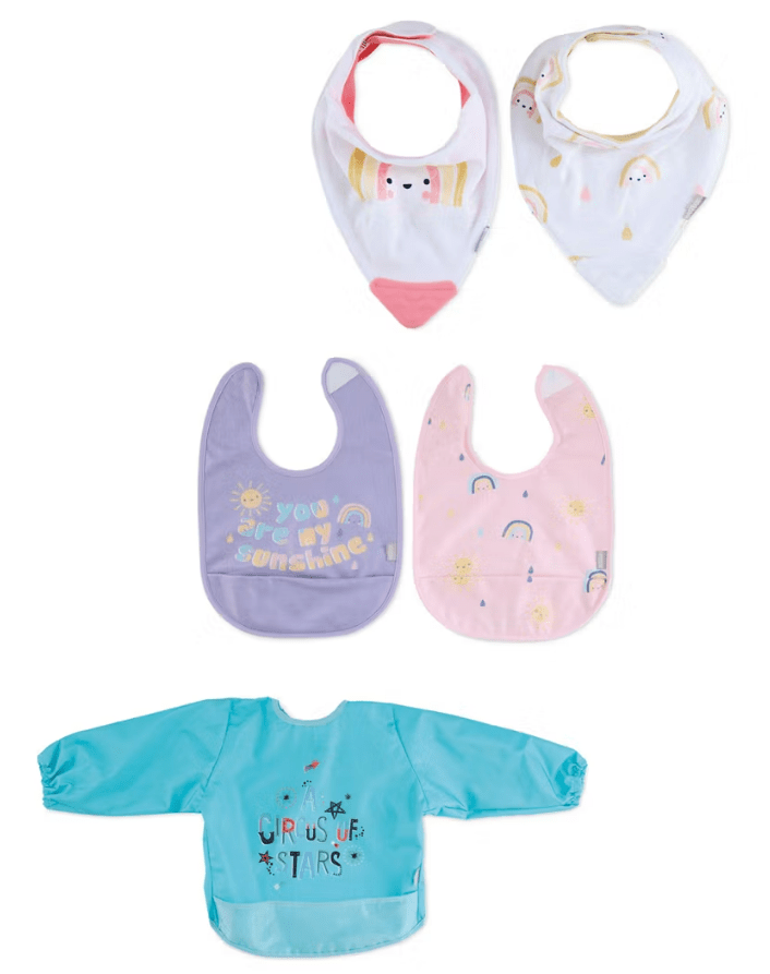 Set of baby bibs and sleeved bib.