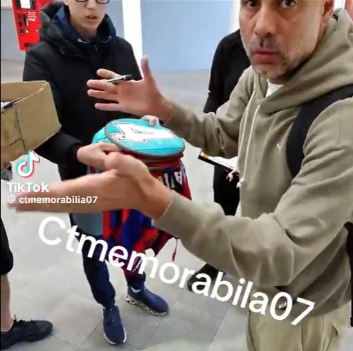 Pep Guardiola refusing autographs.