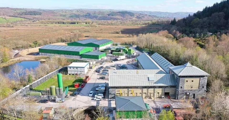 North Wales without water: Tens of thousands could be without supply until SUNDAY after a single pipe burst - closing dozens of schools and sparking fears supermarket shelves could run dry