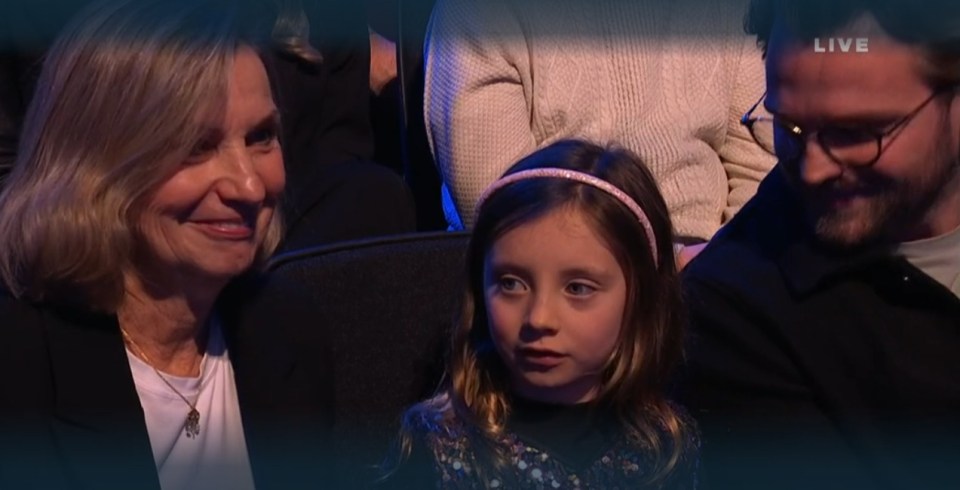 Ferne McCann's mother and daughter in the audience of Dancing on Ice.