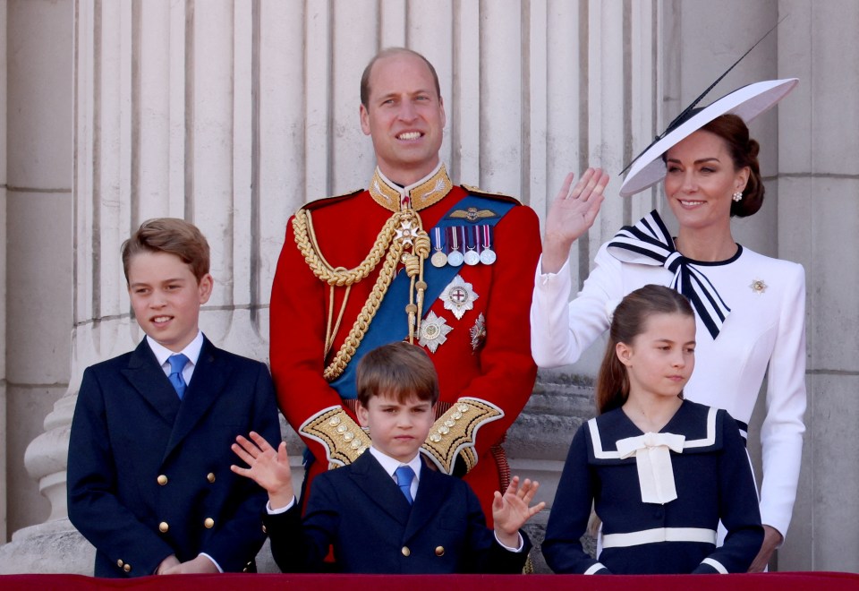 Prince William, Catherine, Princess of Wales, Prince George, Princess Charlotte, and Prince Louis on the Buckingham Palace balcony.