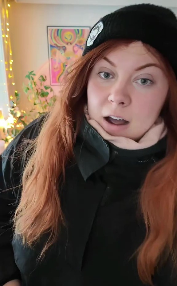 Woman in Finland describes what she wears to stay warm in -15 degree weather.