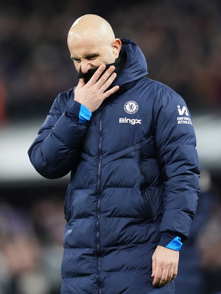 Enzo Maresca, Chelsea manager, looking dejected.