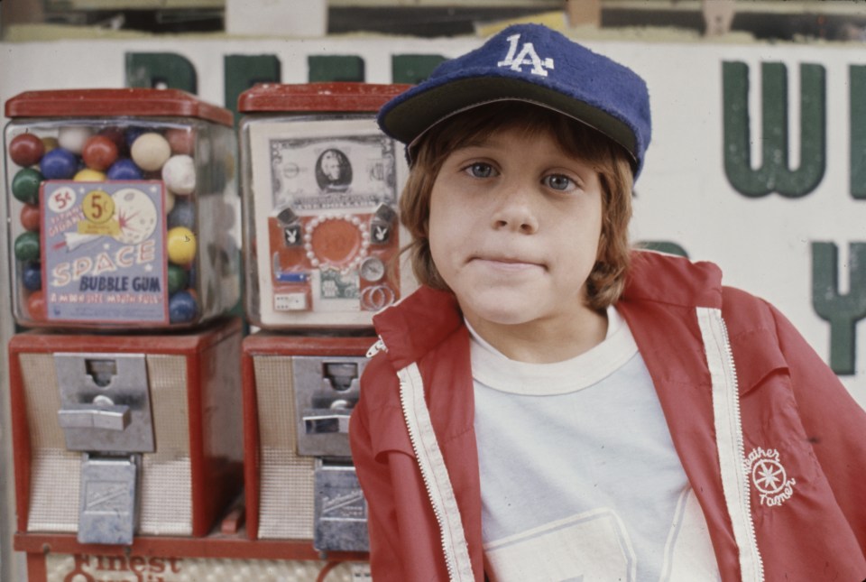 Photo of Christian Juttner on the set of the ABC Afterschool Specials episode, "Pssst! Hammerman's After You!"