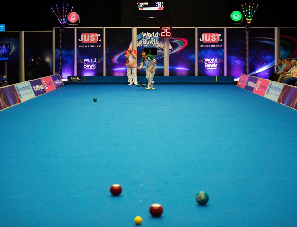 Alex Marshall playing indoor bowls against Andrew Kelly at the World Indoor Bowls Championships.