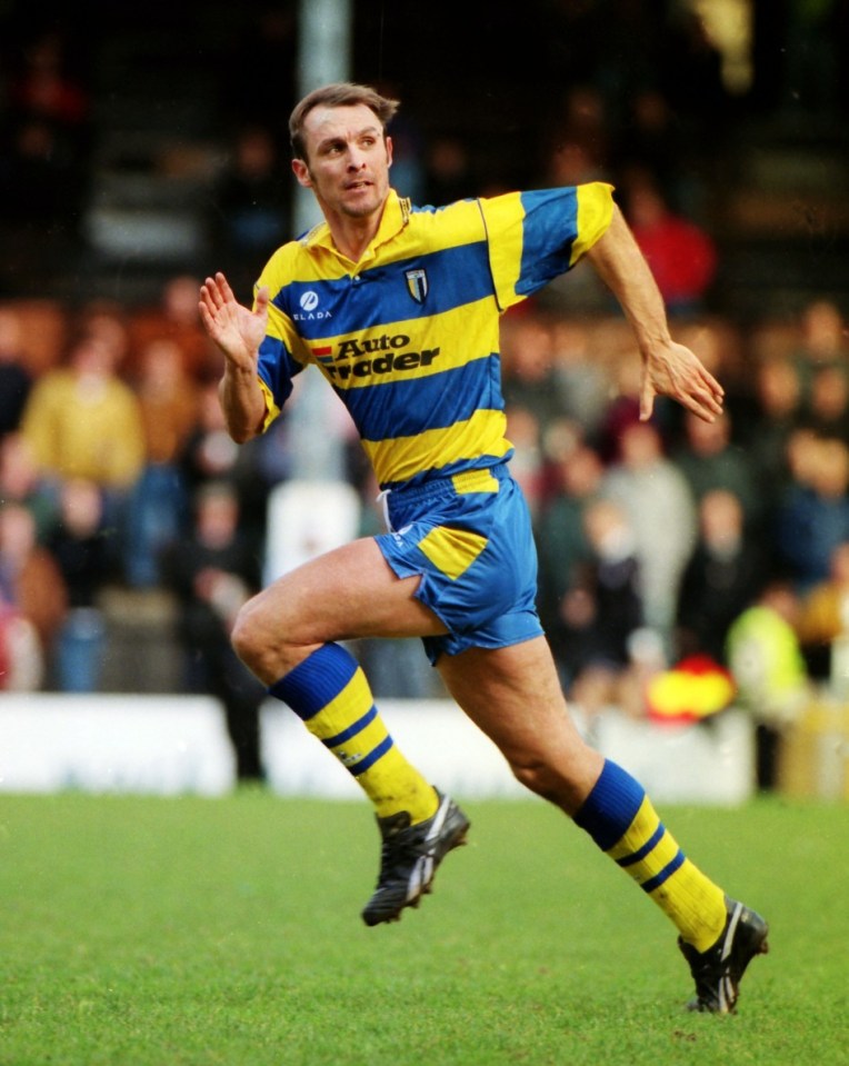 Mandatory Credit: Photo by Colorsport/REX/Shutterstock (3147731a)..Football : Fulham v Reading 30/01/1994 Jimmy Quinn - Reading Fulham v Reading..Sport