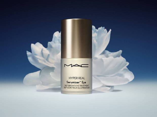 MAC Hyper Real Serumizer Eye 360° Bright Eye Treatment.