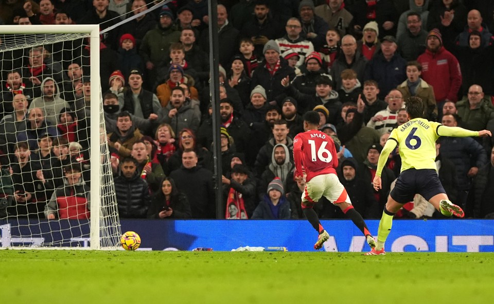 Amad Diallo scores a goal for Manchester United.