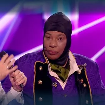 Macy Gray in costume on The Masked Singer.