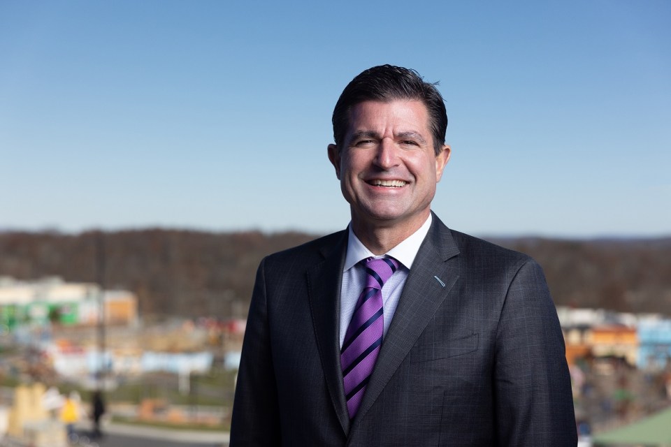 Portrait of Scott M. O’Neil, Chief Executive Officer.