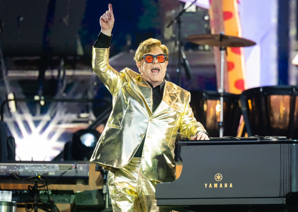 Sir Elton John is putting Premier League footballers in the shade after banking £170,000 a day over the past two years