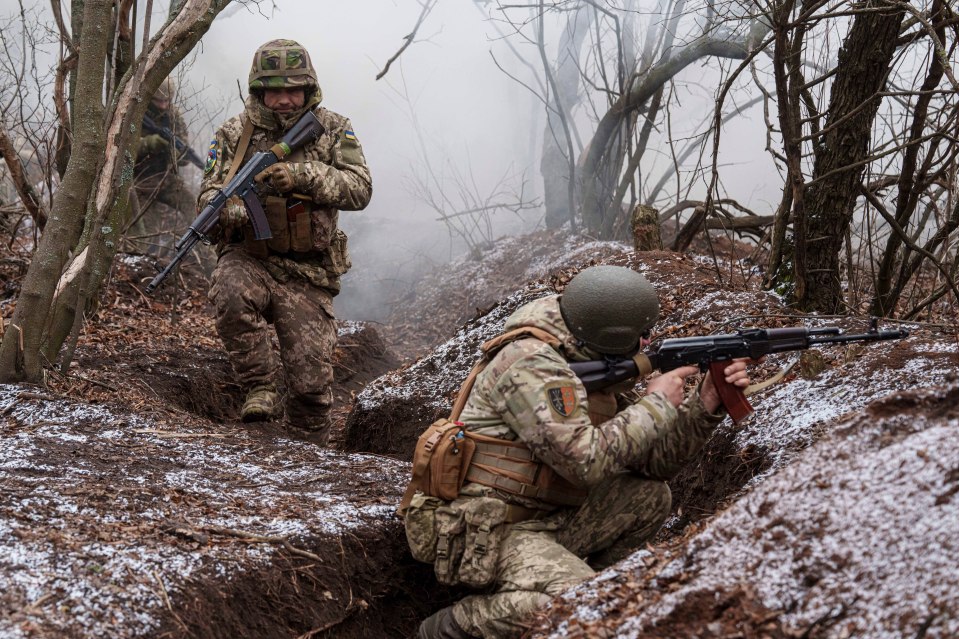 Ukrainian servicemen of the 24th Mechanized Brigade training near the front lines.