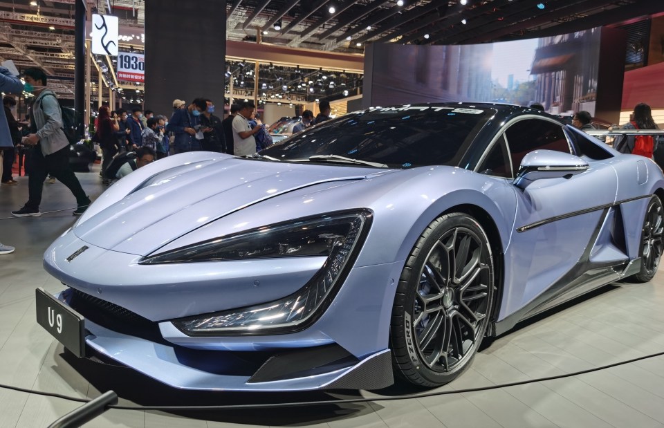 Light blue Yangwang U9 sports supercar.